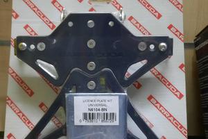 BARRACUDA PORTATARGA UNIVERSALE RECLINABILE