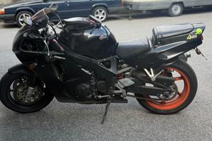 Honda CBR 900RR