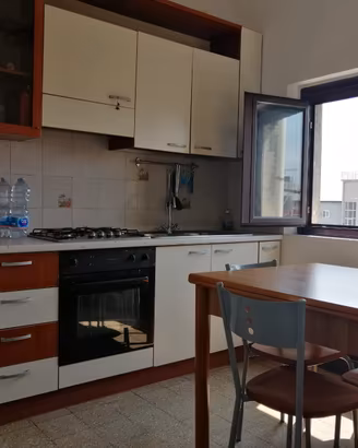 Arredamento completo casa per n. 4 studenti 