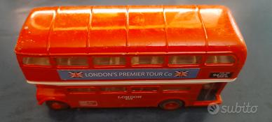 2 GIOCATTOLINI - 1 BUS INGLESE + 1 AEREO CACCIA