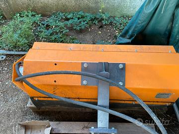 Trincia 120cm Deleks AR-100