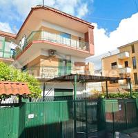 Fabbricato di 3 app.ti villaricca giugliano