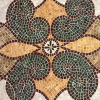 Tavolino da salotto in mosaico di marmo