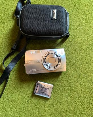 Macchina fotografica Olympus n750