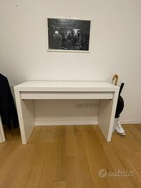 Toiletta bianca ikea