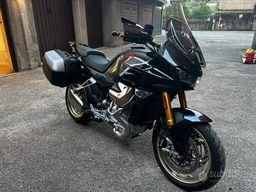MOTO GUZZI V100 mandello S
