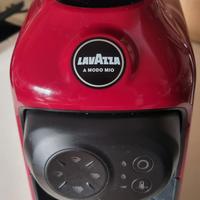 Macchina caffè  LAVAZZA a modo mio.