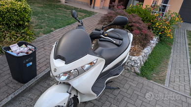 Suzuki Burgman 200cc 2009