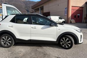 Kia Stonic 1.0 T-GDi 100 CV MHEV iMT Style