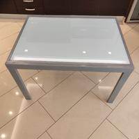 tavolo da pranzo in vetro allungabile