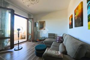 2 LOCALI A CIVITANOVA MARCHE