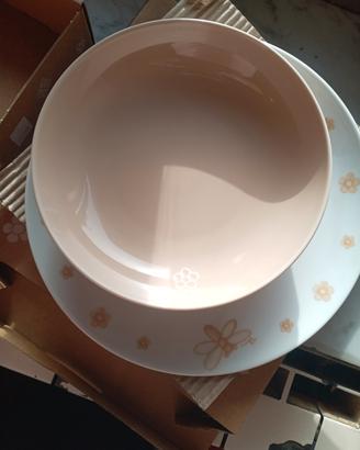 set piatti thun
