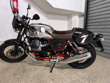 V7 II Racer come nuova