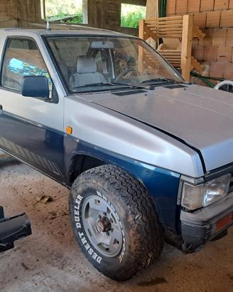 Nissan Terrano WD21 2.4