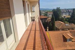 Appartamento di 149 m² con più di 5 locali e box a