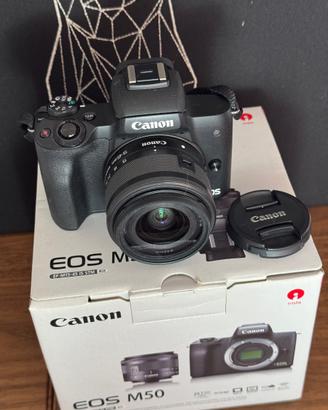 Canon EOS M50 Mirrorless Kit 15-45mm