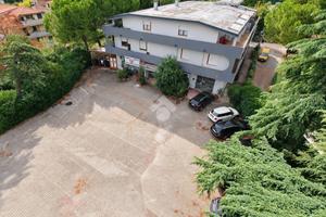 MAGAZZINO A SANT'EGIDIO ALLA VIBRATA