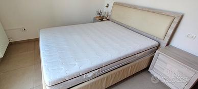 Gruppo letto e comodini 