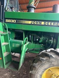Trincia semovente John Deere