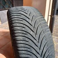 4 Gomme invernali 215/55 r18