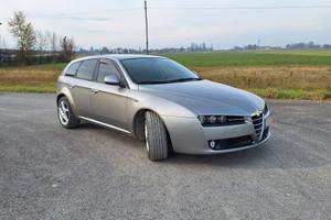 Alfa Romeo 159