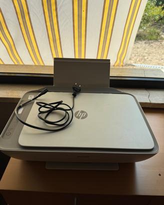 HP DeskJet 2700e