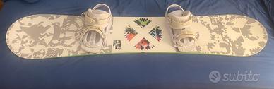 Snowboard Nitro Lectra 146 + attacchi Raiden