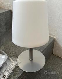 Lampada da tavolo ricaricabile