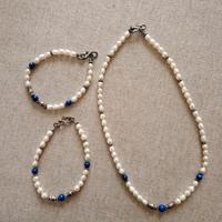 Collana e 2 bracciali