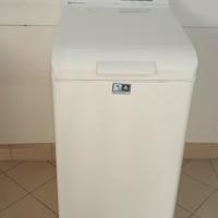 Lavatrice salva spazio carica dall'alto 