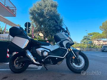 Honda X-ADV 750 TRAVEL - FINANZIABILE