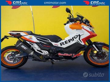 HONDA X-ADV 750 Finanziabile - Vari colori - 203