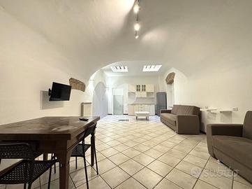 3 LOCALI A MONTEROTONDO