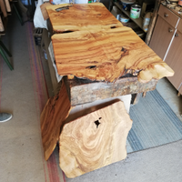 Taglieri in legno di olivo