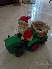 babbo natale sul trattore 