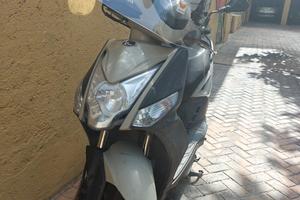 agility 125 r 16