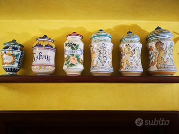 Vasi da farmacia albarelli