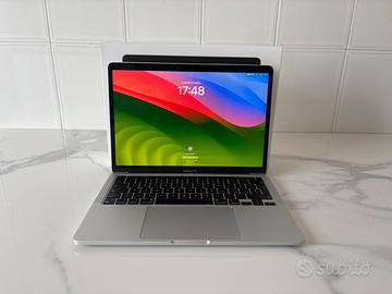 MacBook pro 13” M2