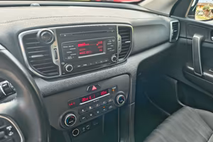 Ve.ndo Kia Sportage bianca 2016 4 serie