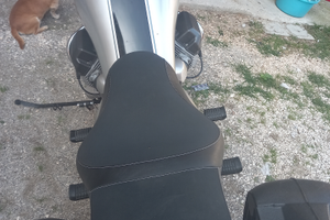 Moto guzzi california stone