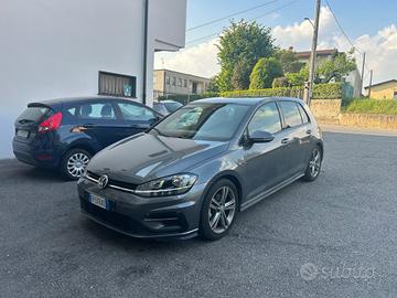 Volkswagen Golf 1.4 TSI 125 CV DSG R Line BlueMoti