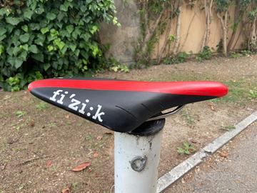 Sella bici fi'zi:k