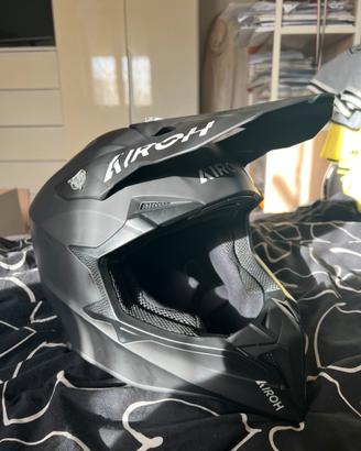 CASCO AIROH WRAAP NUOVO