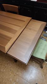 tavolo in legno allungabile