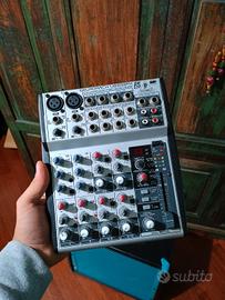 Mixer Behringer Eurorack UB1002FX