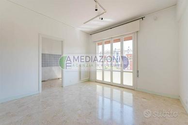 Appartamento di 76 m² con 4 locali e box auto a Ve