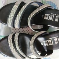 Sandali/ciabatte eleganti con zeppa e strass n 37