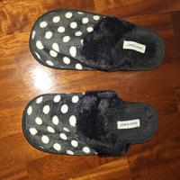 ciabatte invernali nere con pois bianchi