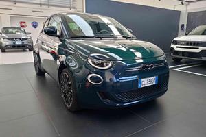 FIAT 500e Berlina 42 kWh La Prima