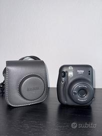 FUJIFILM MINI 11 praticamente NUOVA